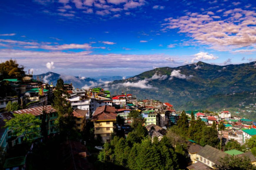 Darjeeling Gangtok Tour Package: Serenity Amidst the Peaks