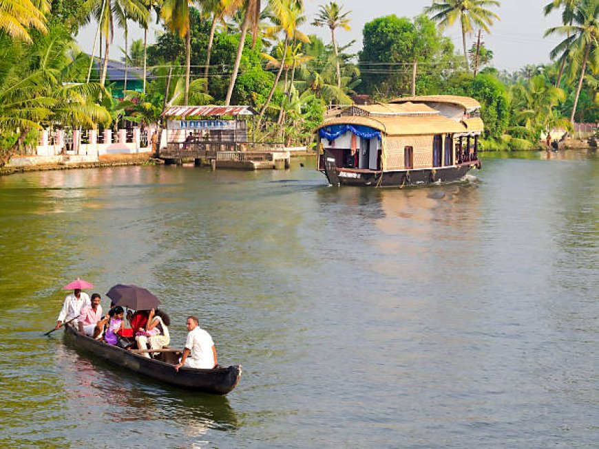 Best Kerala Tour Packages for a Perfect Family Vacation